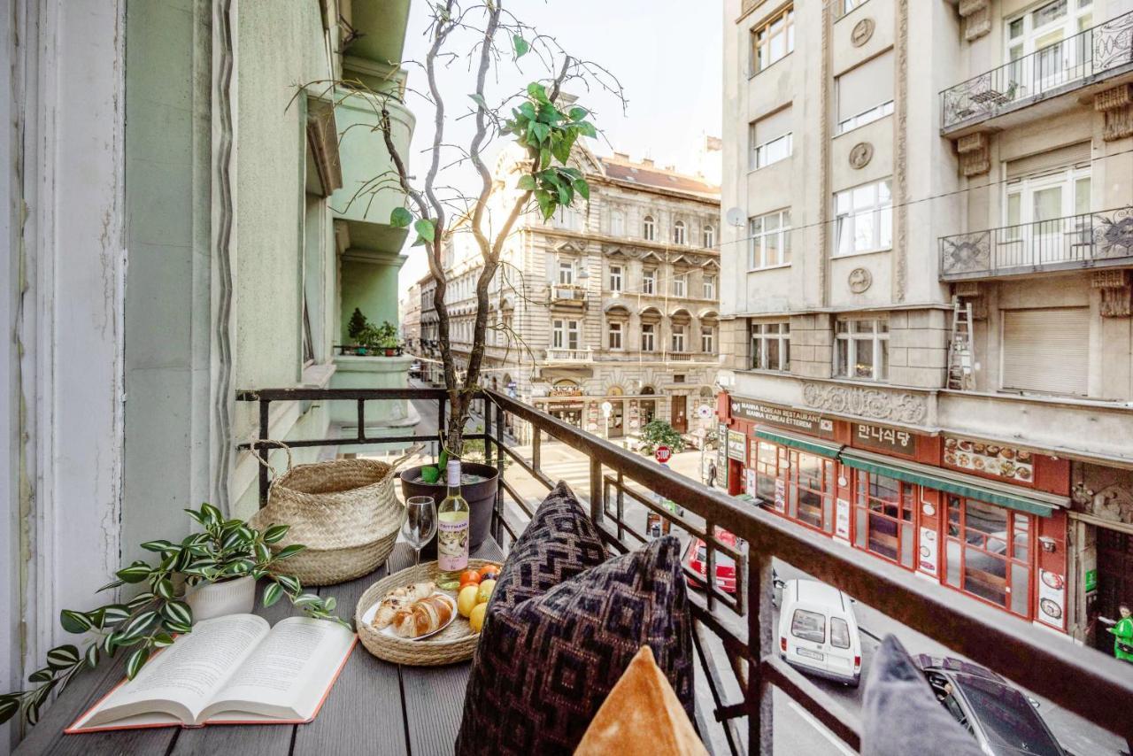 Chill On The Screened Balcony-Budapest Most Historic Landmarks מראה חיצוני תמונה